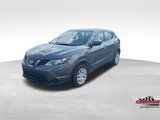 Used 2019 Nissan Rogue Sport S image 2