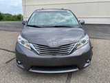 Used 2013 Toyota Sienna XLE image 2