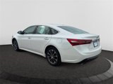 Used 2017 Toyota Avalon XLE Premium image 3