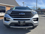 Used 2022 Ford Explorer XLT w/ Equipment Group 202A image 4