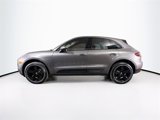 Certified 2018 Porsche Macan image 2