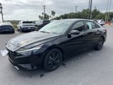 Used 2023 Hyundai Elantra Blue image 3