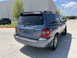Used 2007 Toyota Highlander 2WD w/ 3rd Row image 3