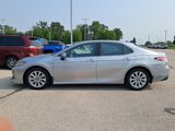Used 2019 Toyota Camry LE image 5