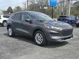 Used 2020 Ford Escape SE image 2