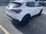Used 2024 Buick Encore GX Sport Touring image 5