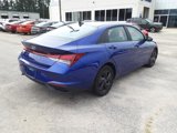 Used 2023 Hyundai Elantra SEL image 3