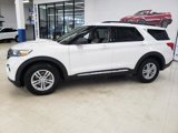 Certified 2023 Ford Explorer XLT w/ Equipment Group 202A image 4