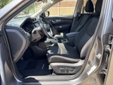 Used 2019 Nissan Rogue SV image 4