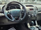 Used 2012 Kia Sorento LX w/ Convenience Pkg image 4