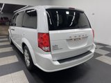 Used 2019 Dodge Grand Caravan SE w/ UConnect Hands-Free Group image 2