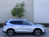 Used 2018 Nissan Rogue SL w/ Premium Package image 4