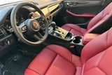 New 2026 Porsche Macan image 4