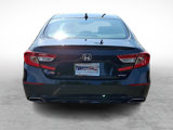 Used 2018 Honda Accord Touring image 4
