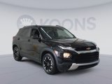 Used 2023 Chevrolet TrailBlazer LT w/ Convenience Package image 2