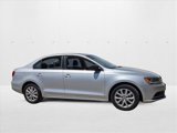 Used 2015 Volkswagen Jetta SE image 3