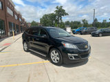 Used 2017 Chevrolet Traverse LT w/ Style and Technology Package image 4
