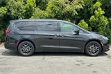 Used 2018 Chrysler Pacifica Touring Plus w/ S Appearance Package image 3