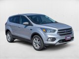 Used 2017 Ford Escape SE image 3