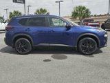 Used 2023 Nissan Rogue SV image 2