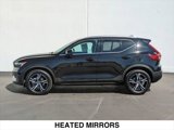 Used 2025 Volvo XC40 B5 Core image 2