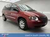 Used 2006 Chrysler Town & Country Touring image 3