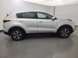 Used 2022 Kia Sportage LX image 3