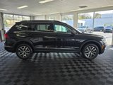 Used 2021 Volkswagen Tiguan SE image 3