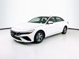 Used 2024 Hyundai Elantra SE image 3