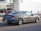 Used 2021 Hyundai Sonata SE w/ Preferred Accessory Package image 2