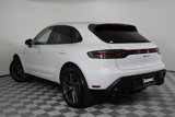 Certified 2025 Porsche Macan Turbo image 3