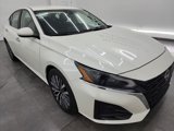 Used 2023 Nissan Altima 2.5 SV image 2