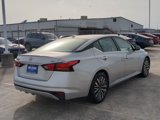 Used 2023 Nissan Altima 2.5 SV image 3