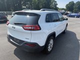 Used 2018 Jeep Cherokee Latitude Plus w/ Comfort/Convenience Group image 6