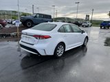 Used 2021 Toyota Corolla LE image 3