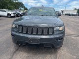 Used 2018 Jeep Grand Cherokee Altitude image 3
