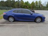 Used 2018 Toyota Camry LE image 2
