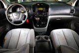 Used 2010 Kia Sedona LX image 2