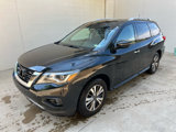 Used 2017 Nissan Pathfinder SV image 3