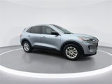 Used 2022 Ford Escape SE image 2