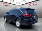 Used 2019 Kia Sorento LX image 3