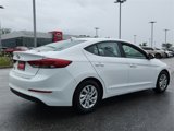 Used 2017 Hyundai Elantra SE image 3