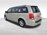 Used 2015 Dodge Grand Caravan SXT image 4