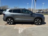 New 2025 Volkswagen Taos SE image 6