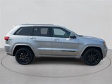 Used 2020 Jeep Grand Cherokee Altitude image 4