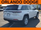 New 2025 Jeep Grand Cherokee Laredo image 3