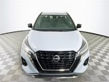 Used 2023 Nissan Kicks SR image 3