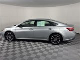 Used 2018 Toyota Avalon XLE image 5
