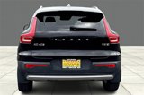 Used 2020 Volvo XC40 T5 Momentum w/ Protection Package Premier image 4