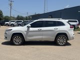 Used 2016 Jeep Cherokee Overland w/ Technology Group image 4